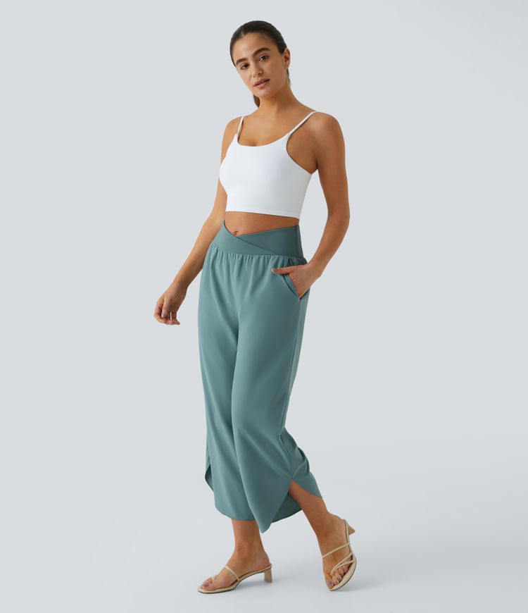 Breezeful™ - Pantaloni incrociati plissettati con vita alta e tasche laterali