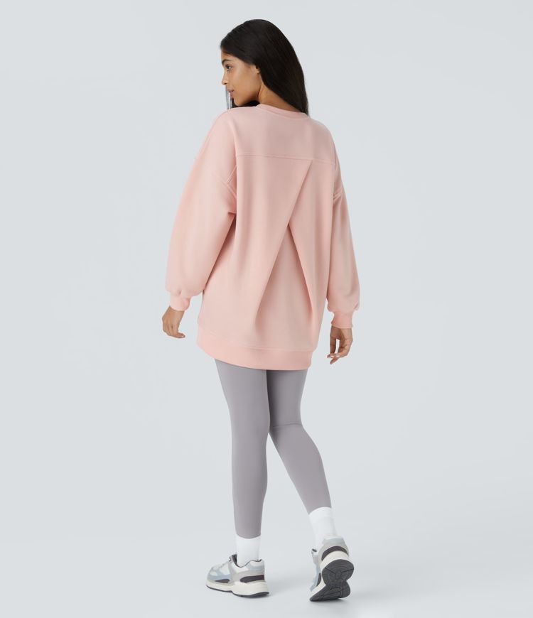 Felpa oversize casual in pile con scollo rotondo